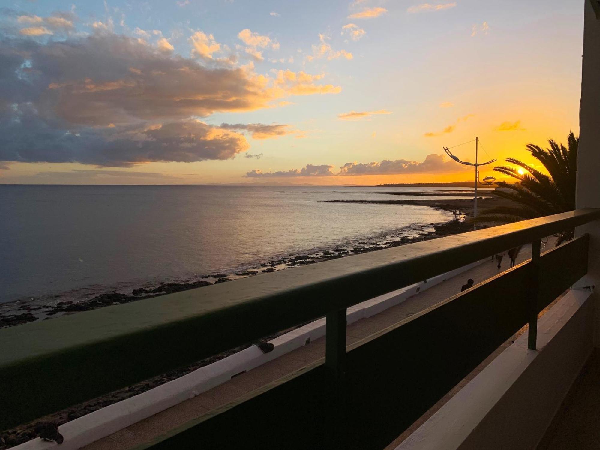 San BartoloméLanzarote Frente Al Marアパートメント エクステリア 写真