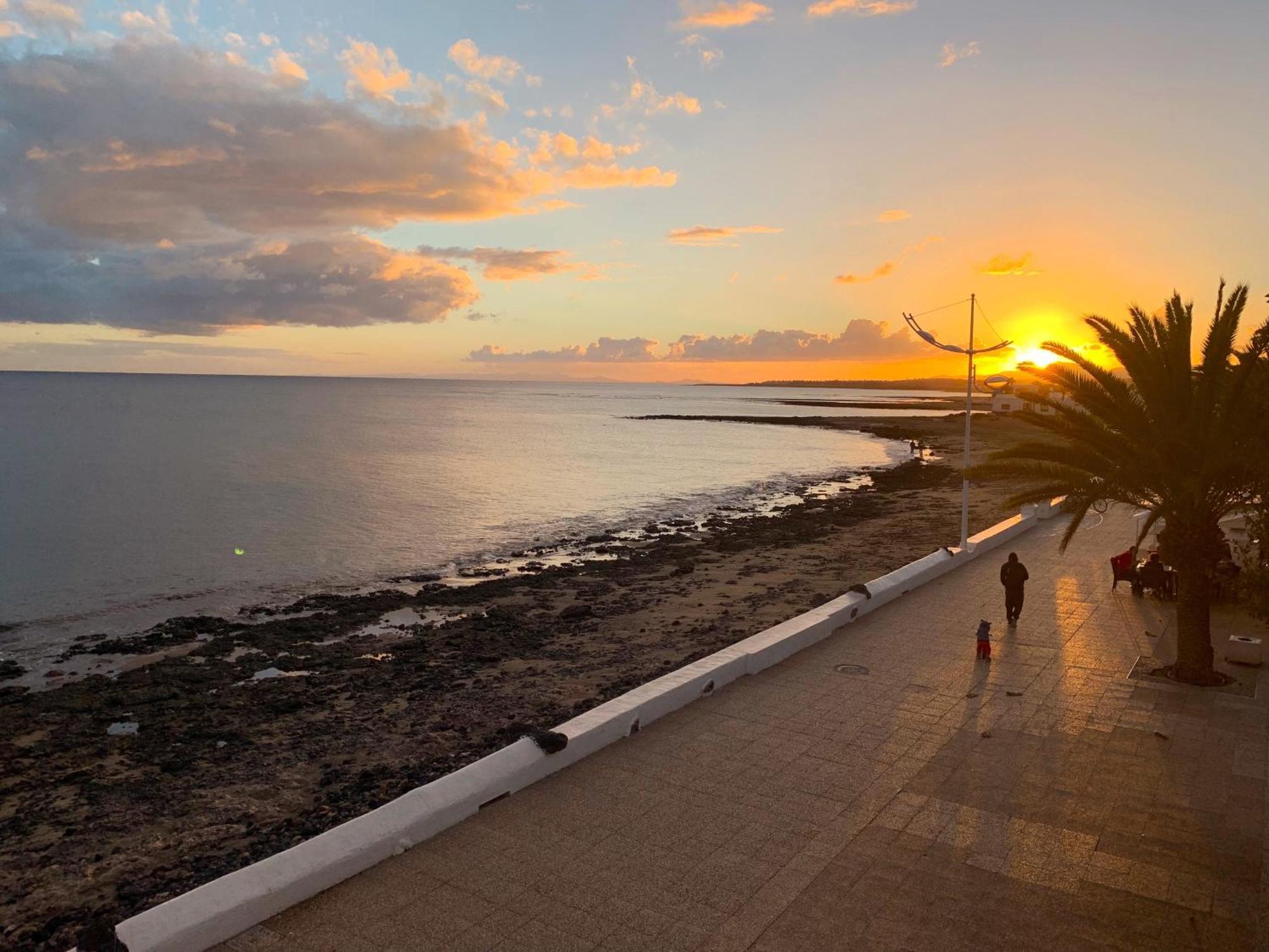 San BartoloméLanzarote Frente Al Marアパートメント エクステリア 写真